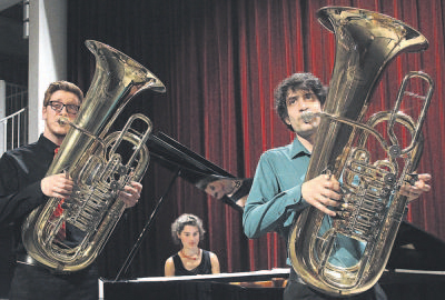 Das Trio Twobiani begeisterte in der vergangenen Saison die Konzertbesucher in der Rheinberger Stadthalle. Foto: nno.de