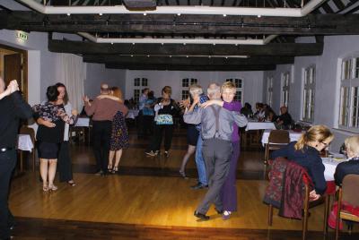 Im Bürgerhaus „Altes Kloster“ Tango Argentino tanzen Foto: privat