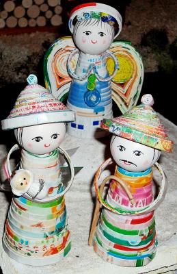Krippenfiguren aus recyltem Papier aus Vietnam. Foto: privat