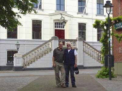 Hans-Jürgen Wohlgemuth aus Xanten (l.) und Joachim Pöpping aus Meerbusch erkundeten als Leserreporter die Region Achterhoek. 
