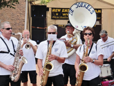 Die niederländische Juxkapelle „De Joekels“ spielt zur Weezer Straßenparty am Sonntag, 17. Juli, von 13 bis 17 Uhr.Foto: privat