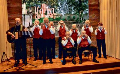 Zum Jubiläum des Vereins Ressa kommt der Mundharmonika-Club Kervenheim nach Empel. Foto: privat