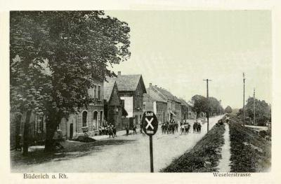 Eine alte Postkarte der Weseler Straße. Foto: privat