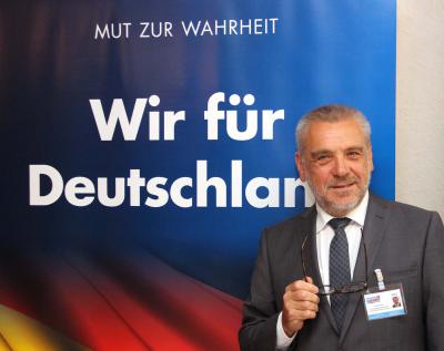 Gerd Plorin stellt sich der Herausforderung und geht als Direktkandidat der AfD Kreis Kleve in den Bundestagswahlkampf. NN-Foto: MB