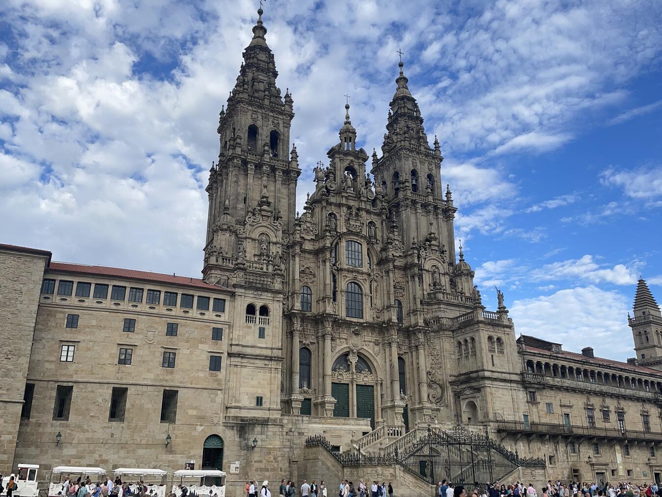 13 Tage lang führt die Pilgerfahrt durch die Landschaften Frankreichs und Spanien. Foto: privat