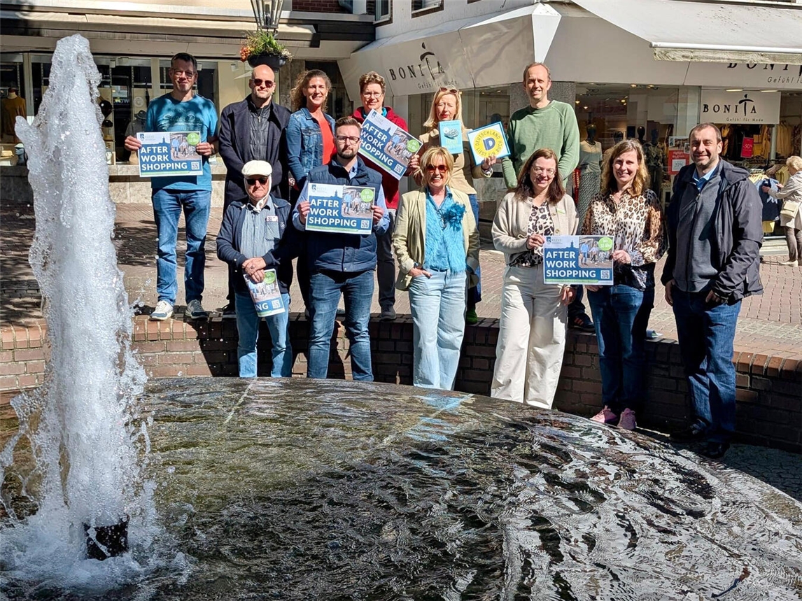 "After Work Shopping in Kleve: 25 Geschäfte laden monatlich zum entspannten Abendbummel ein. Foto: WTM"