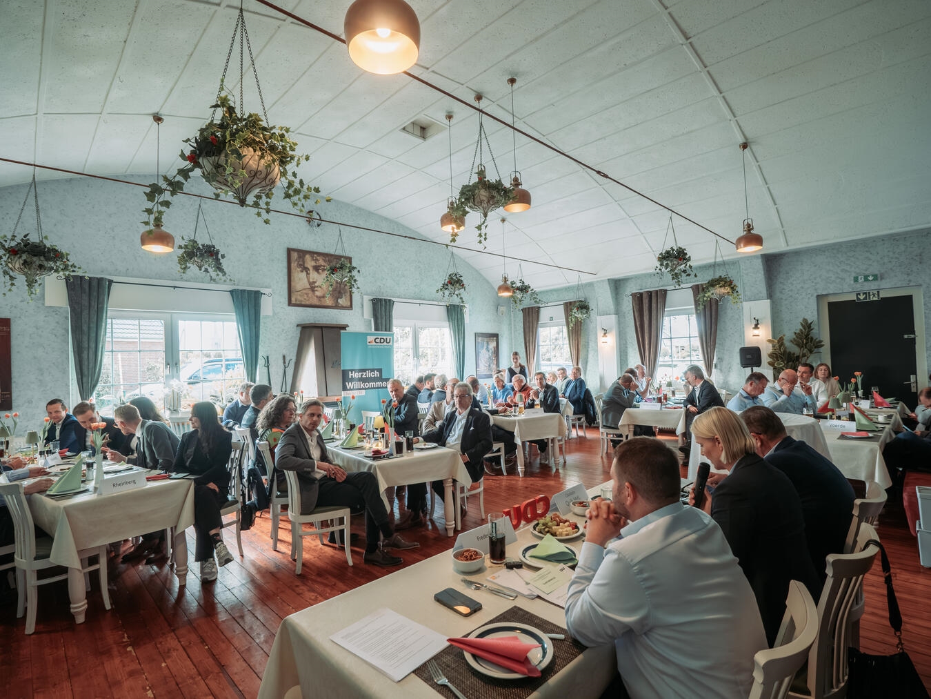 42 Delegierte waren am Montagabend ins Landhaus Spickermann in Xanten-Vynen gekommen. Foto: CDU
