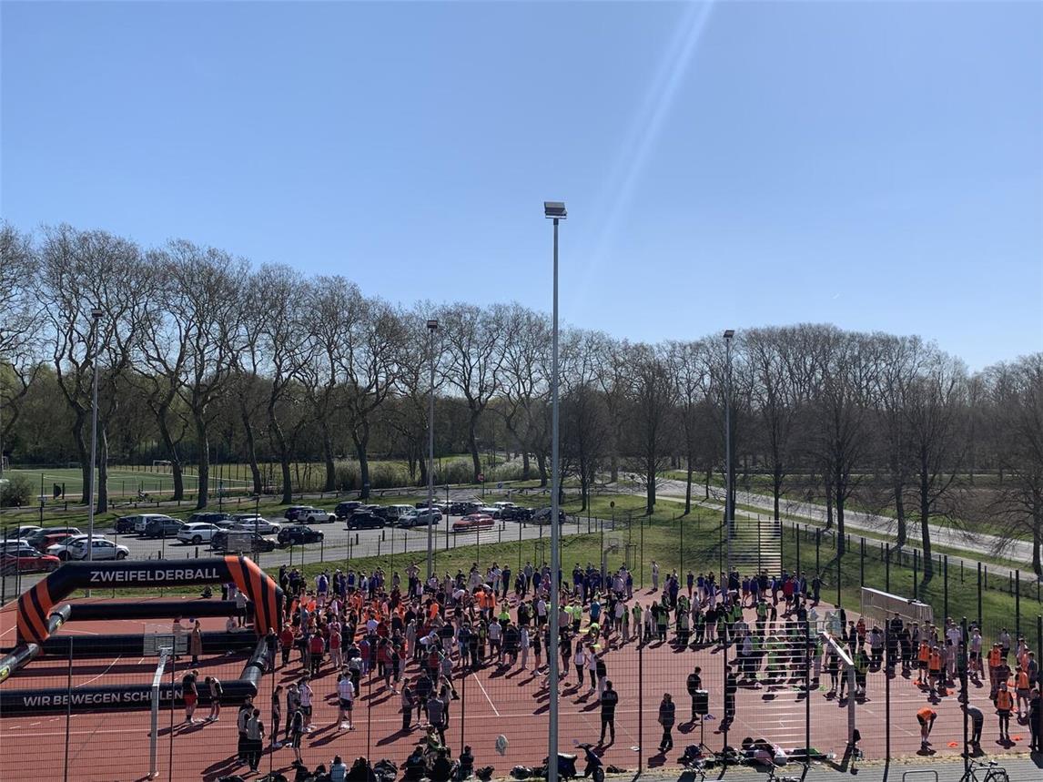 800 Schüler hatten viel Freude an diesem besonderen Sport- und Bewegungstag. Foto: Gesamtschule am Forstgarten