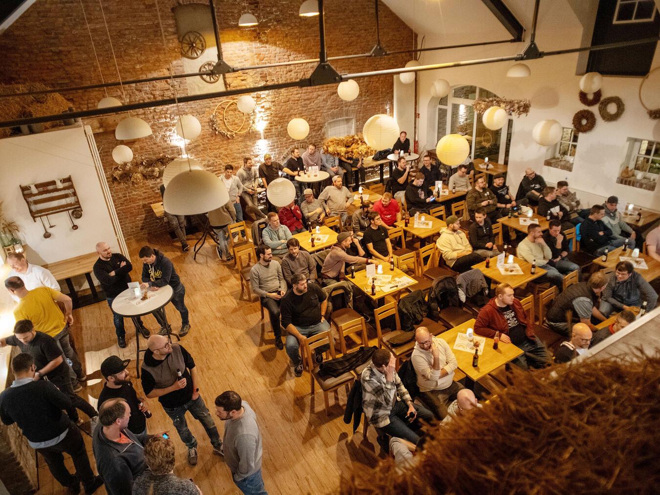 Ein Abend für (werdende) Väter in Straelen 85 Teilnehmer folgten der Einladung zum ersten Väter-Abend im Februar.Foto: Niklas Blum