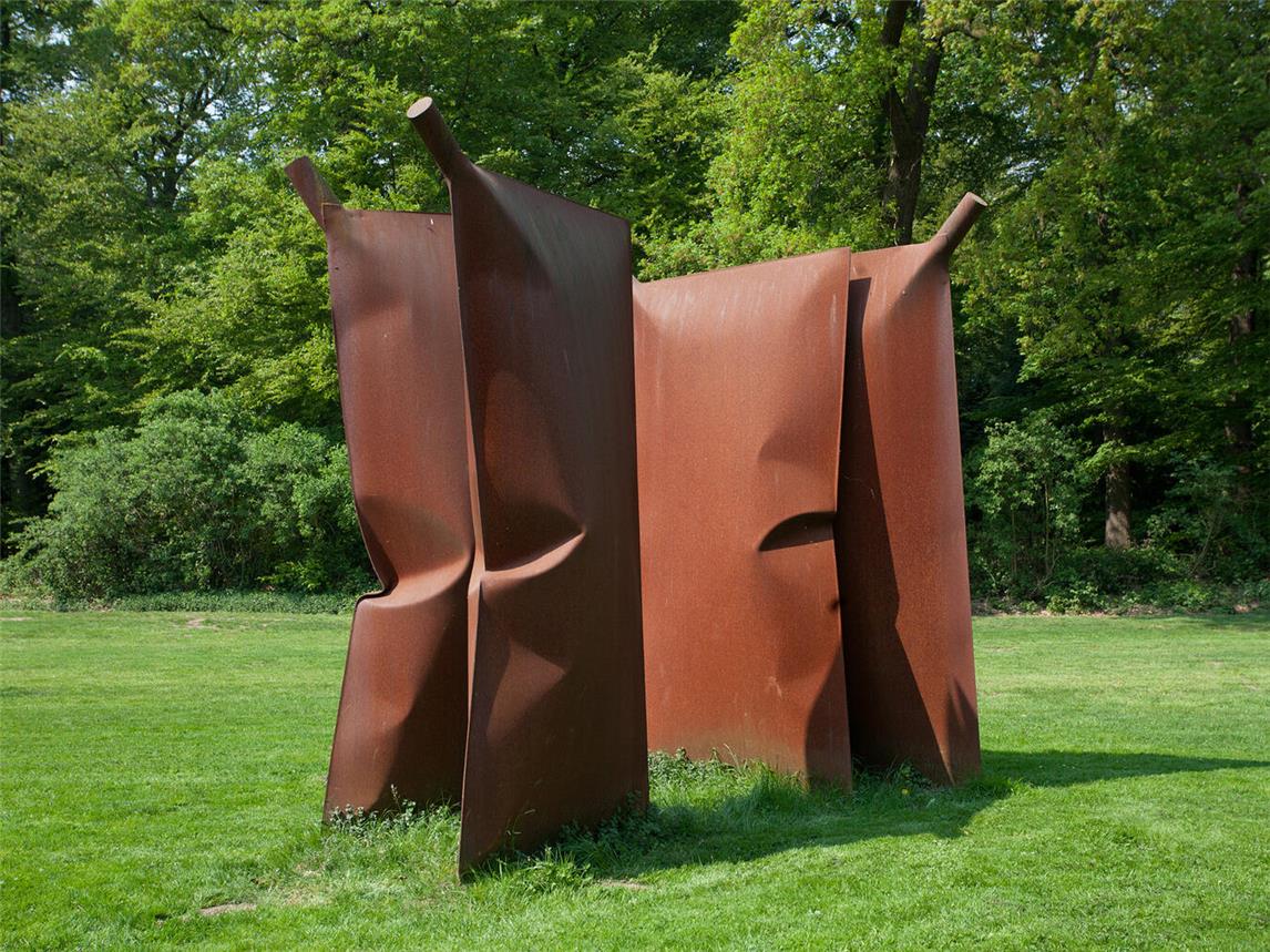Abbildung: Thomas Kühnapfel, Herzstücke, 1999. Foto: SMSM/Lokomotiv.de
