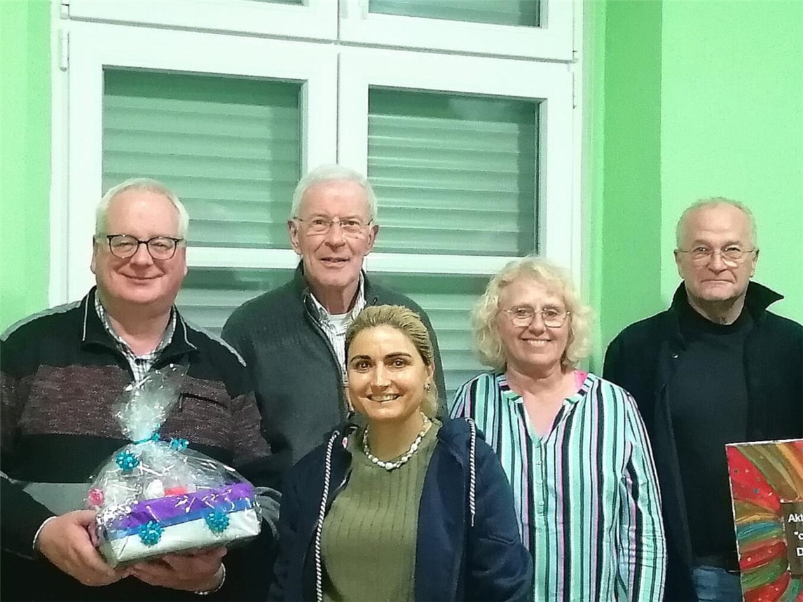 Abschied auf der Versammlung von  Michael Binnenhey (l.). Foto: privat