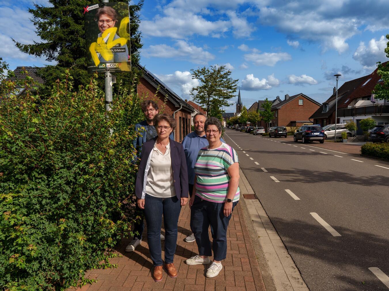 Adrian Assenmacher (FDP), Iris Itgenshorst (Bürgermeisterkandidatin), Uwe Priefert (SPD) und Anne-Kathrin Borchert (CDU, v.l.n.r.).Foto: privat