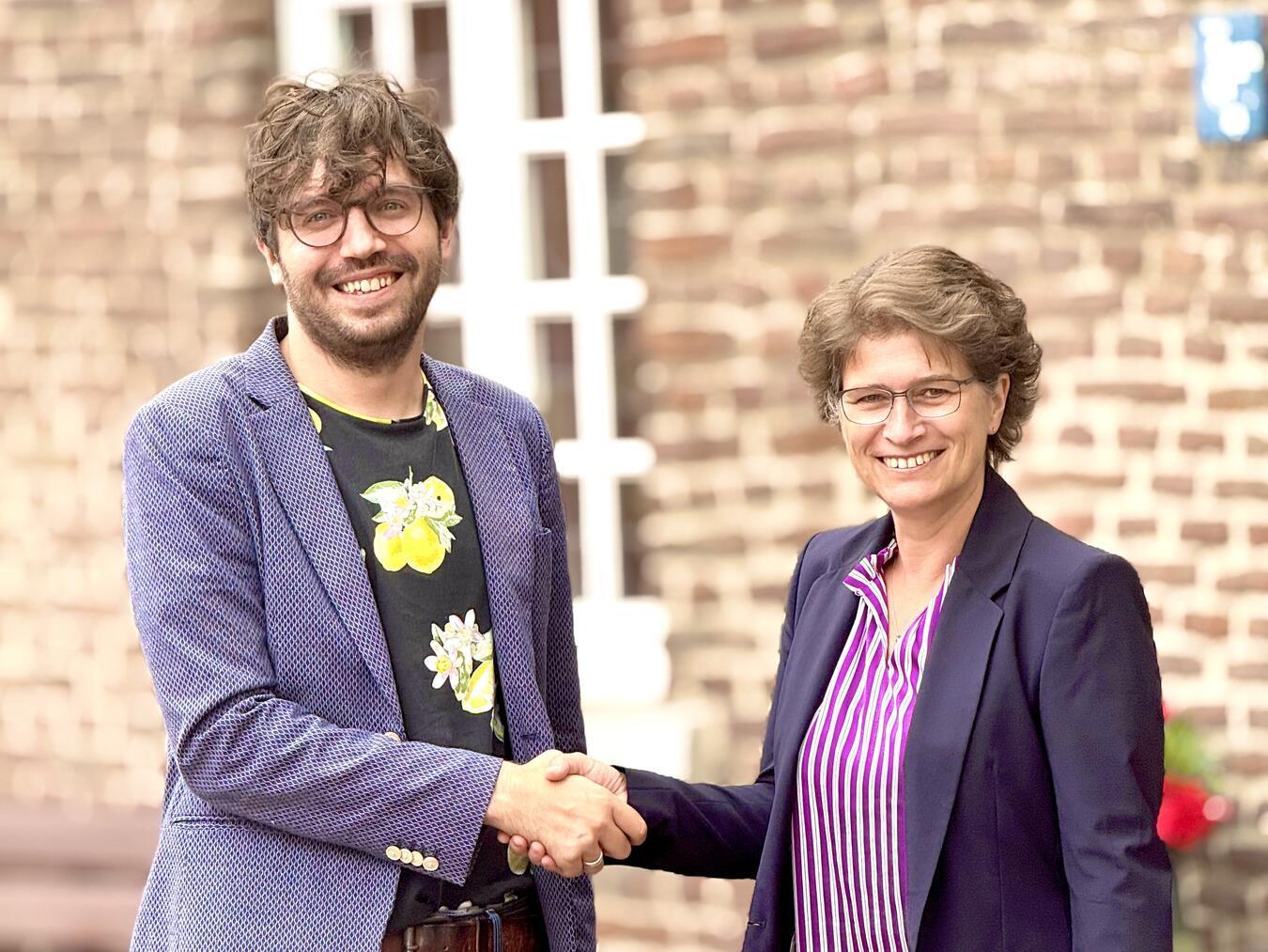 Adrian Assenmacher (Vorsitzender der FDP Kerken) und Bürgermeisterkandidatin Iris Itgenshorst.Foto: FDP