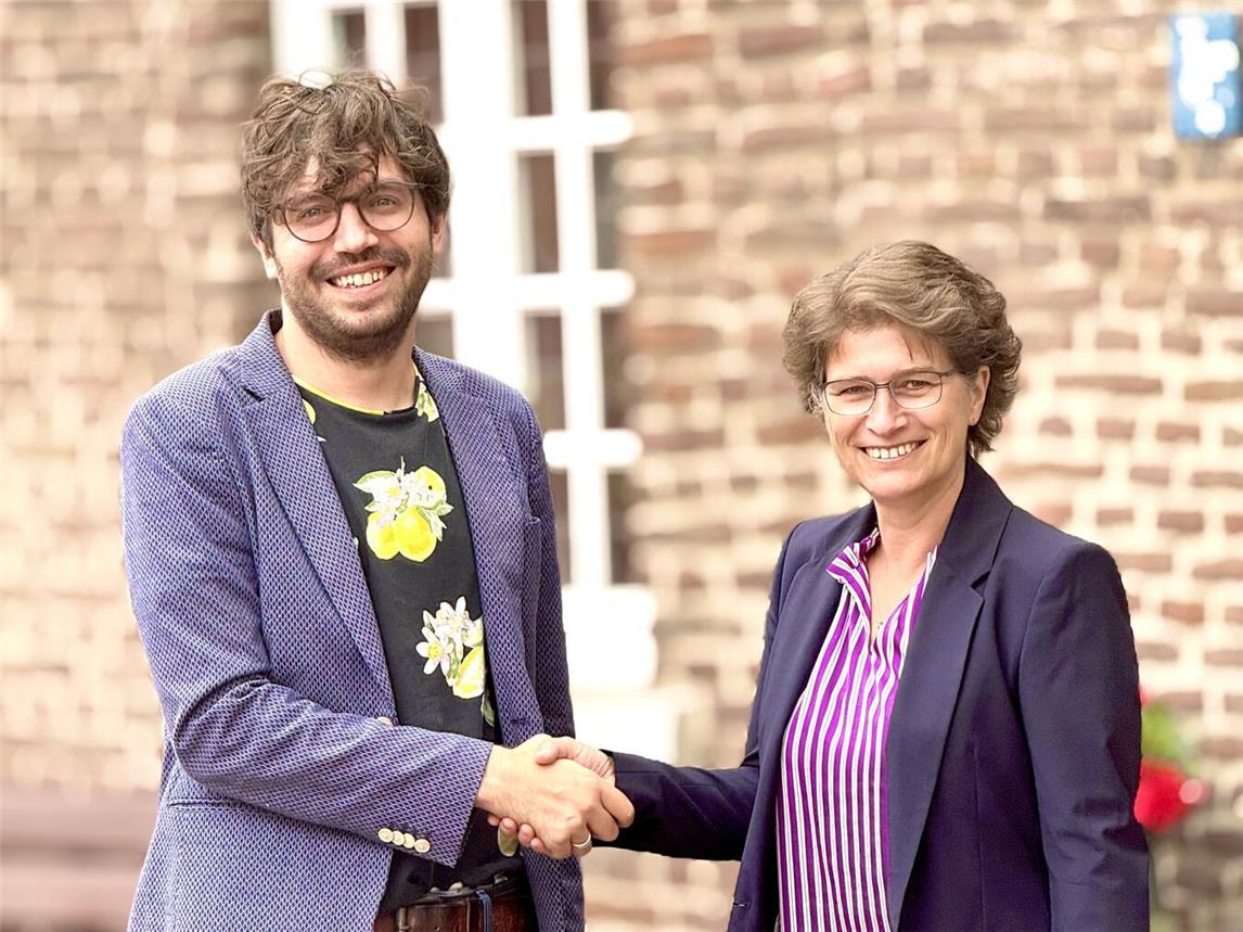 Adrian Assenmacher (Vorsitzender der FDP Kerken) und Bürgermeisterkandidatin Iris Itgenshorst.Foto: FDP