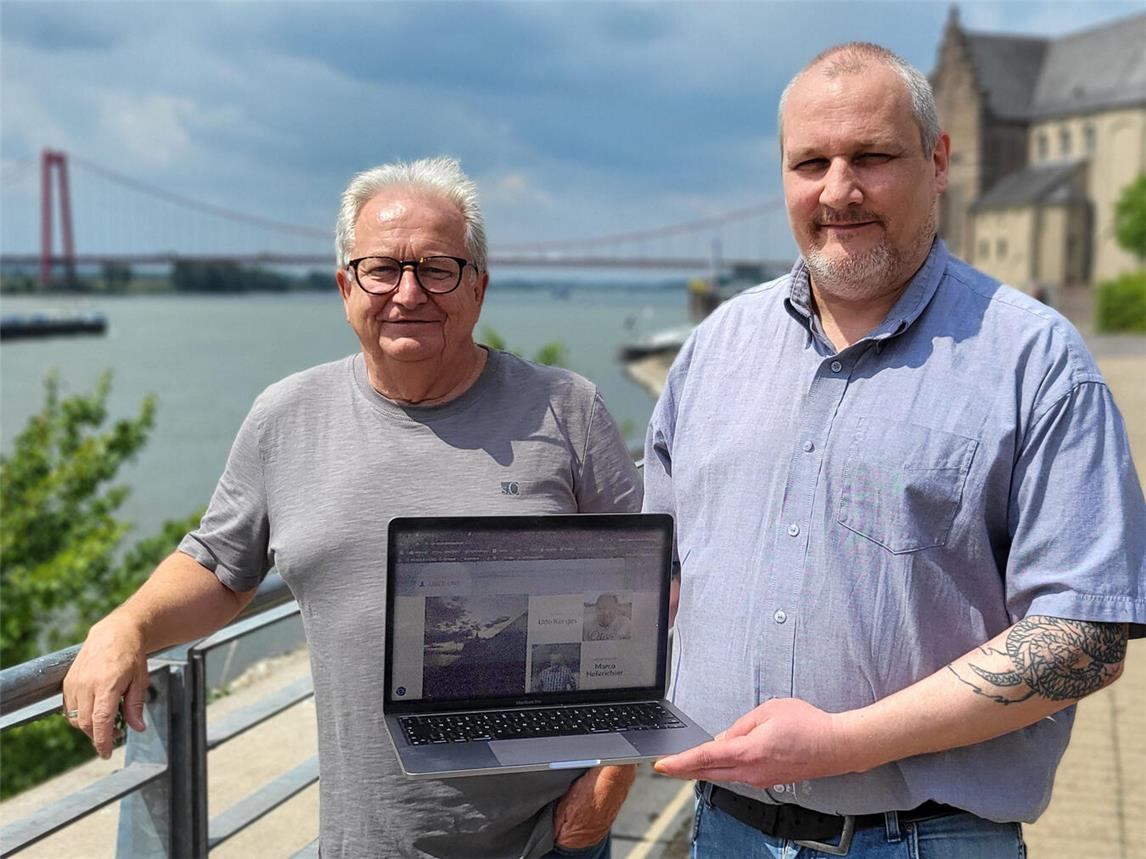 Alles in Emmerich auf einen Blick wollen Udo Kersjes und Marco Hoferichter (v. l.) auf ihrer neuen Homepage bieten. NN-Foto: MB