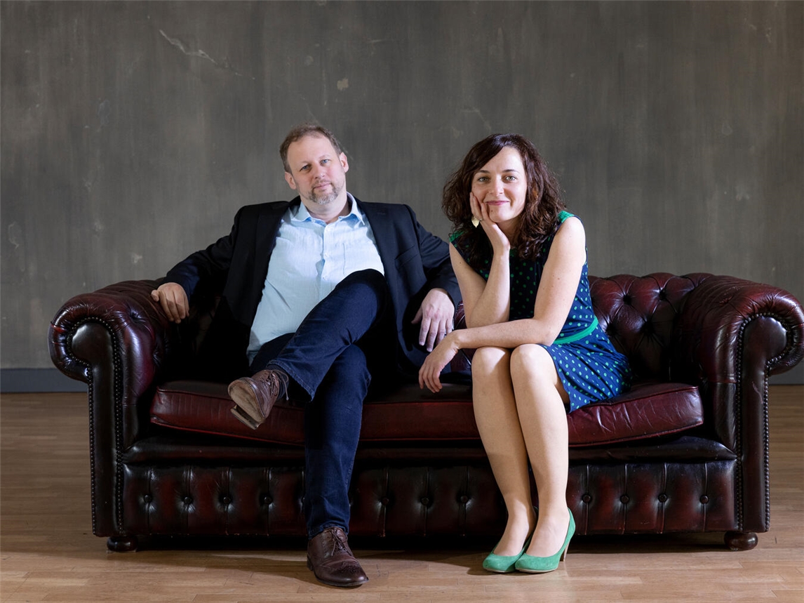 Als „DuoVoice2“ entfalten Theresa Steinbach und Jakob Rattinger eine geradezu unglaubliche Klangfülle. Foto: Stefan Mayr