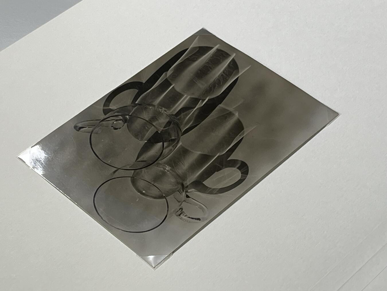 Als Fotografin verpflichtete sie sich der Stilrichtung der neuen Sachlichkeit.