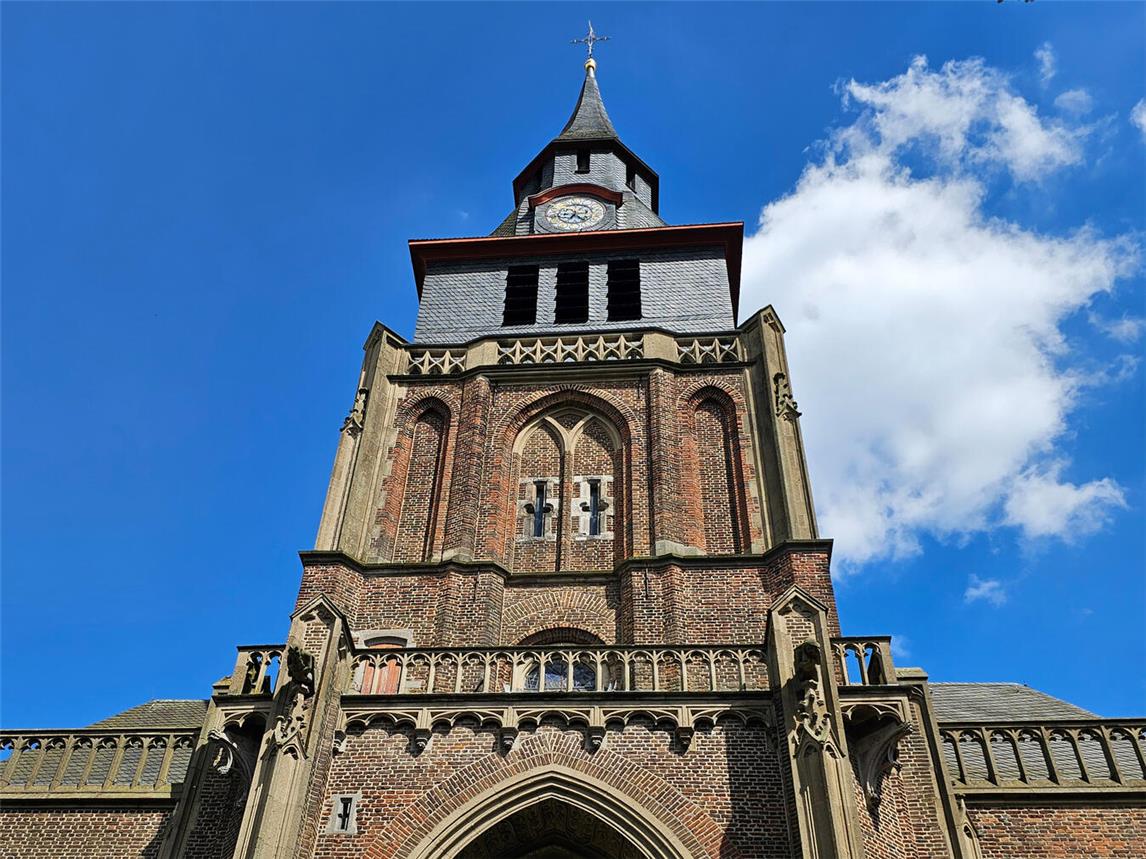 Am 22. Juni um 17.30 Uhr endet die Wallfahrt mit einer Vorabendmesse in der Kirche St. Peter und Paul. NN-Foto: HF