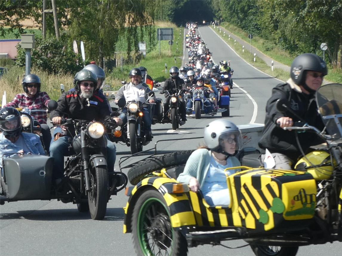 Am 28. Juni rollt das Unternehmen Zündkerze wieder durch Issum. Foto: Aktion Zündkerze