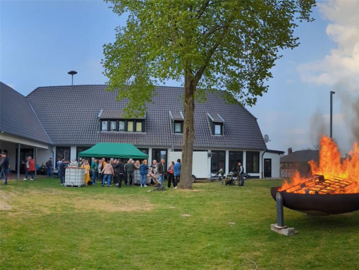 Am 28 März wird zum Brauchtumsfeuer eingeladen. Foto: privat