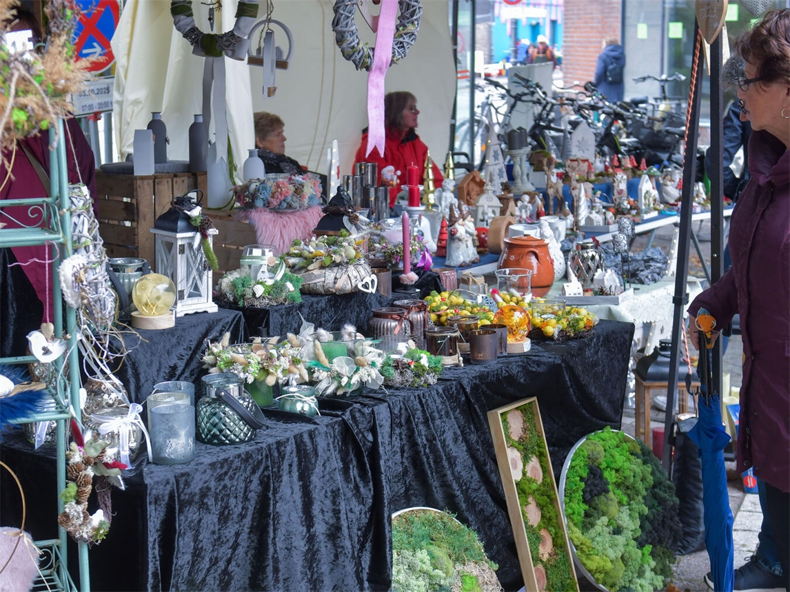 "Traditioneller Töpfer- und Handwerkermarkt in Sevelen am 3. Oktober"