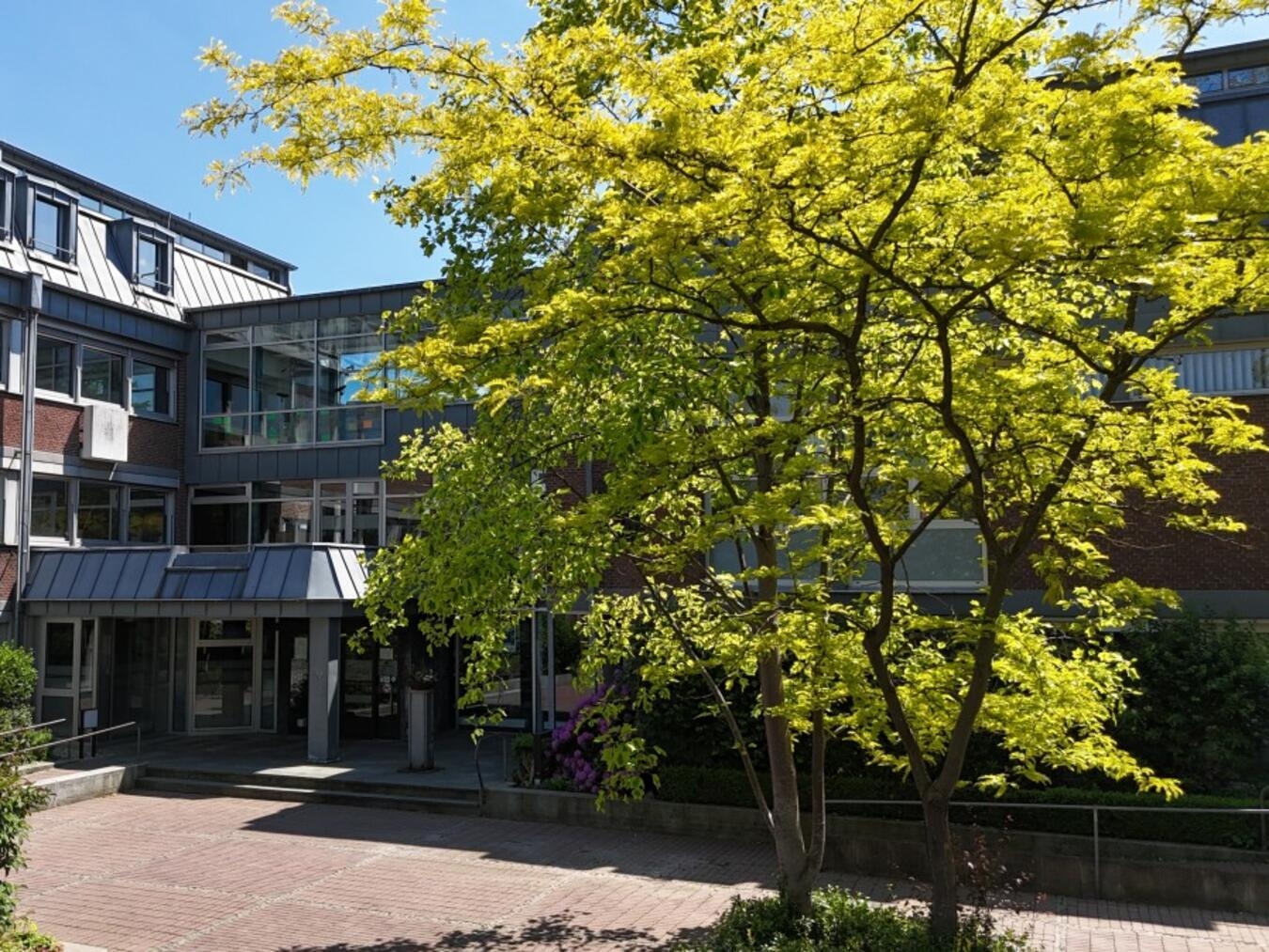Am 5. Juli lädt die Verwaltung ein, noch einmal das Rathaus in Straelen zu besichtigen. Foto: Stadt Straelen