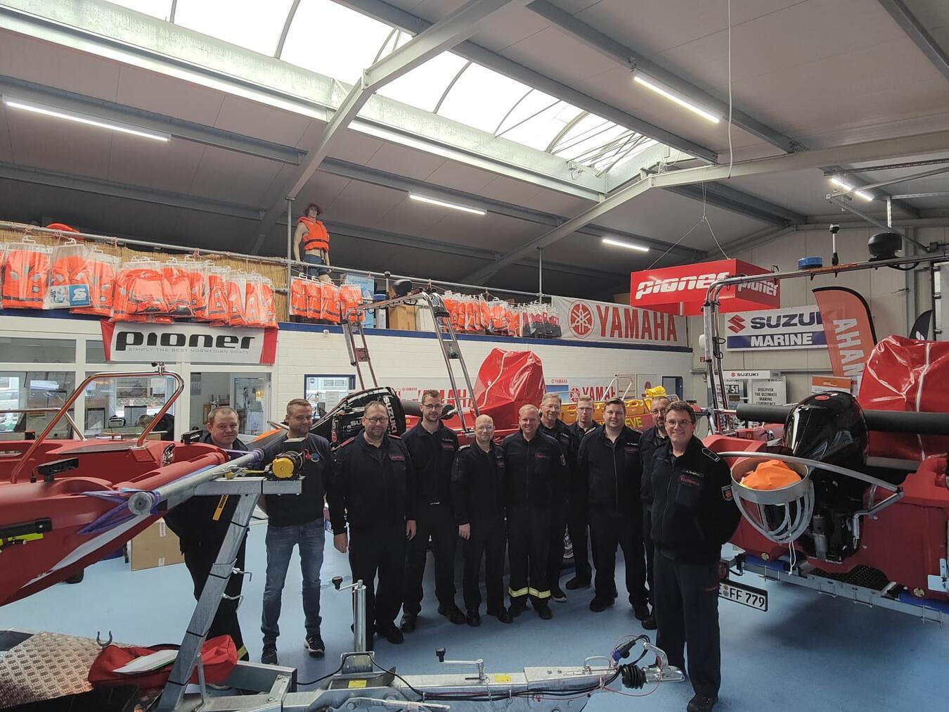 Am Mittwoch erhielt die Freiwillige Feuerwehr Kleve drei neue Rettungsboote. Foto: Feuerwehr Kleve