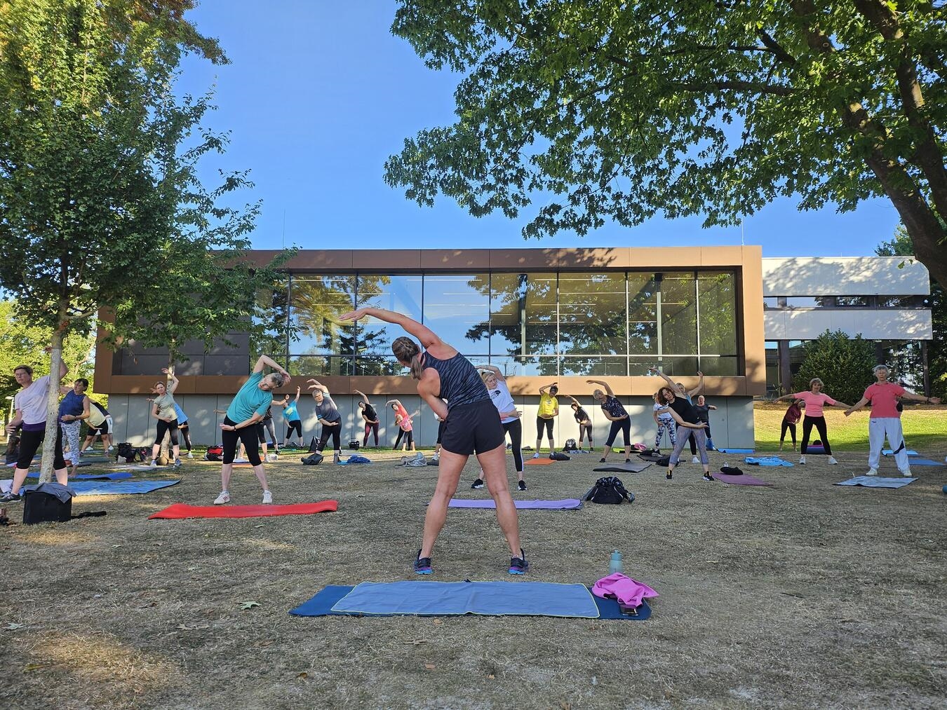 Am Morgen konnten die Teilnehmer mit Kursen wie „Morning Fit“ aktiv in den Tag starten. Foto: Wallfahrtsstadt Kevelaer