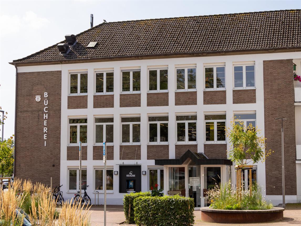 Am Samstag, 15. Februar, ab 10.30 Uhr gibt es das nächste Kamishibai-Event in der Stadtbücherei in Kleve. NN-Foto: RD