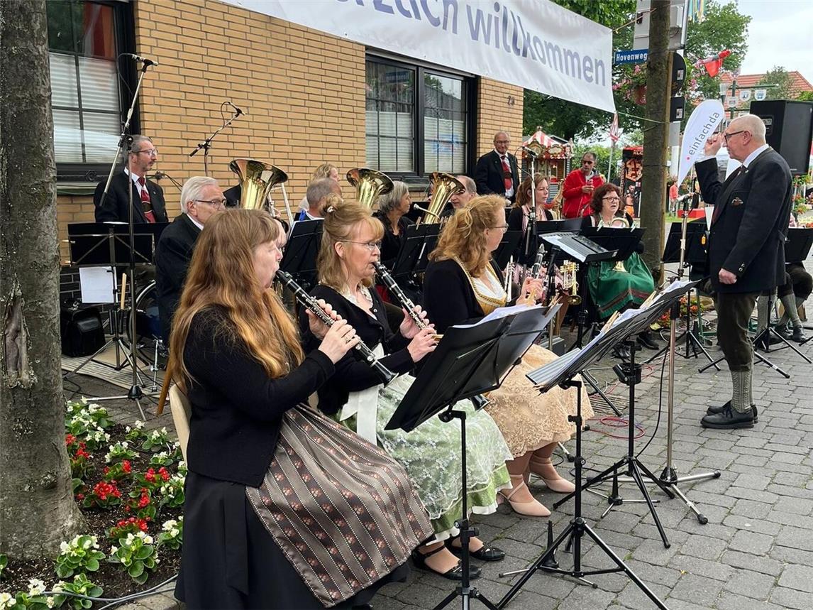 Am Samstag heißt es wieder: Herzlich willkommen zur Veerter Sommerkirmes! Foto: privat