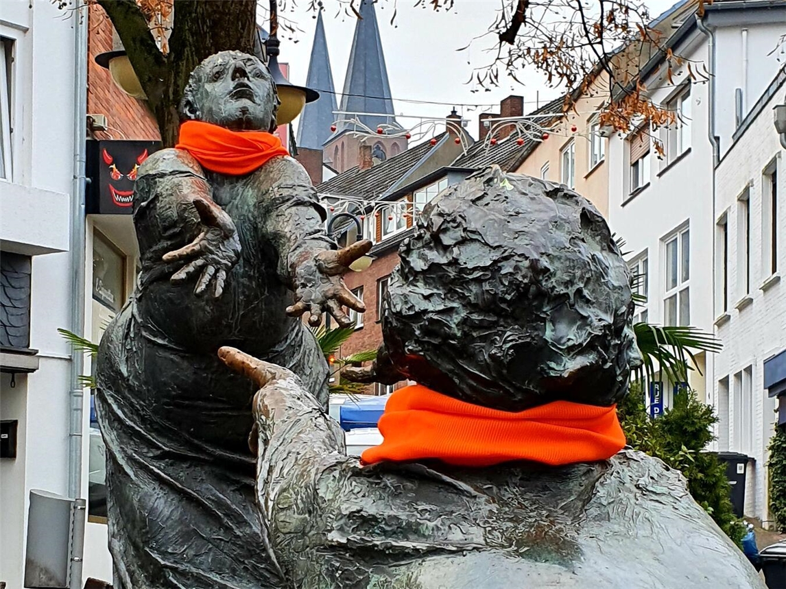Am Samstag informiert der Zonta Club Niederrhein am Klever Fischmarkt zum Thema „Gewalt gegen Frauen“. Foto: Zonta
