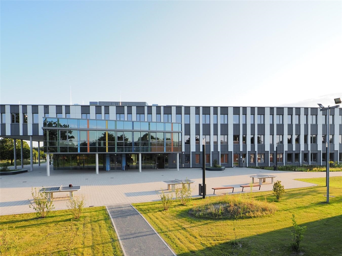 Am Sonntag werden in der neuen Realschule An der Fleuth die Wahlergebnisse aus Geldern öffentlich gezeigt.Foto: Stadt Geldern