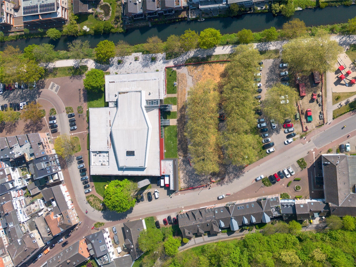 "Baustelle am Stadthallen-Parkplatz in Kleve, Bauarbeiten im Gange"