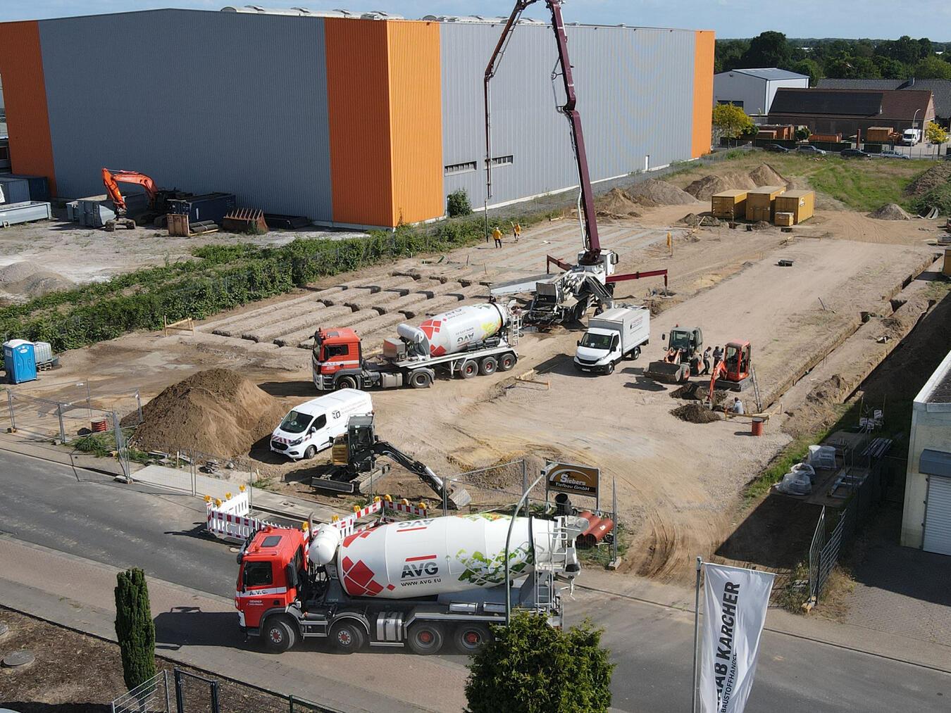 An der Siemensstraße entsteht eine Containeranlage zur Unterbringung geflüchteter Menschen. Foto: Torsten Matenaers