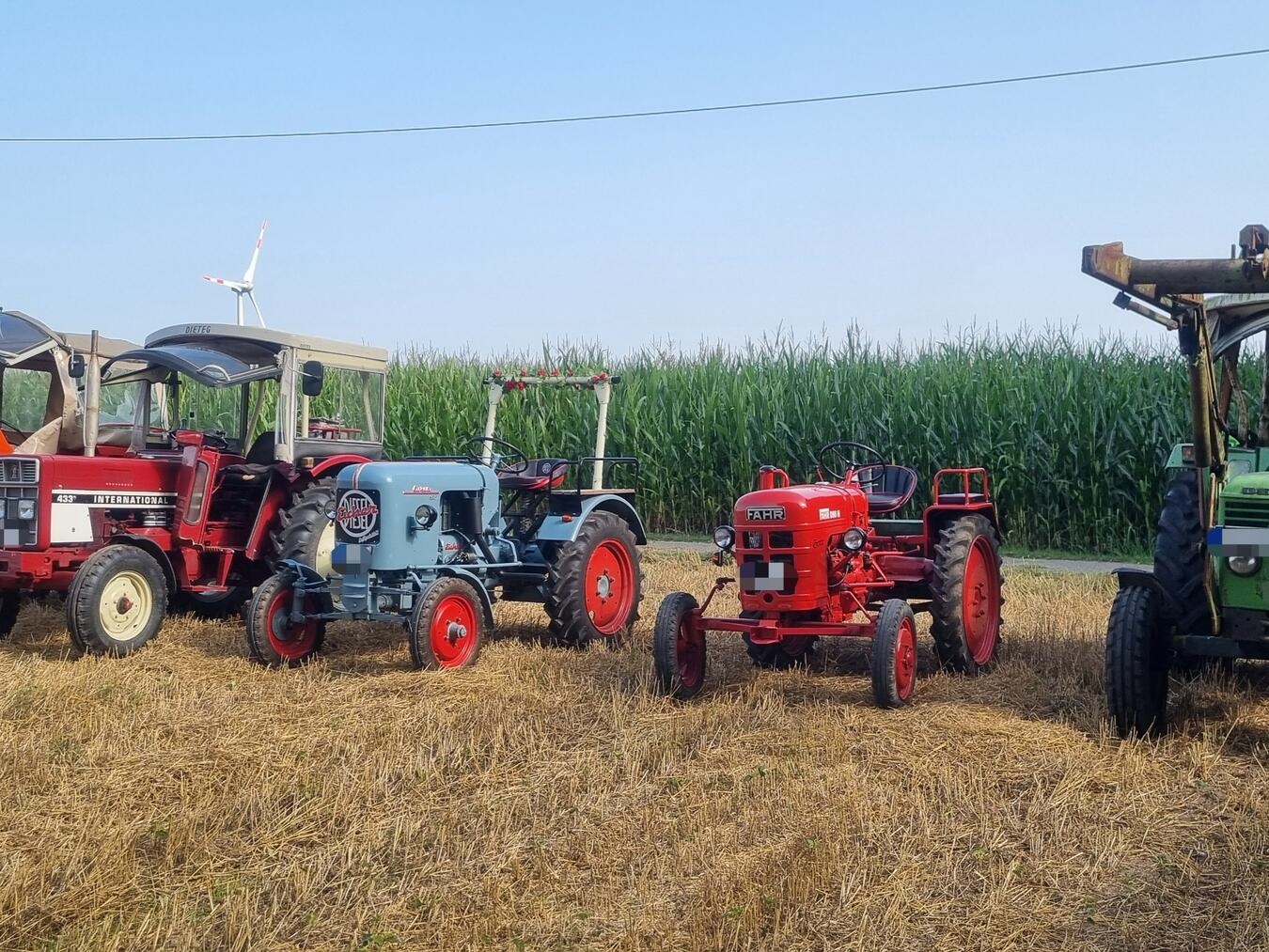 "Oldtimer-Landmaschinen bei Treckerfreunde Wachtendonk-Wankum Event Anfang August"