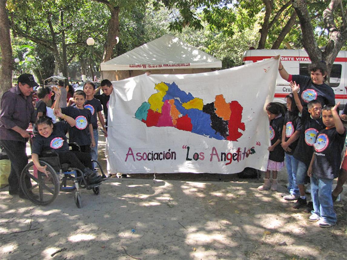 Angehörigen kämpfen für die Rechte ihrer Kinder mit Behinderung. Foto: Los Angelitos