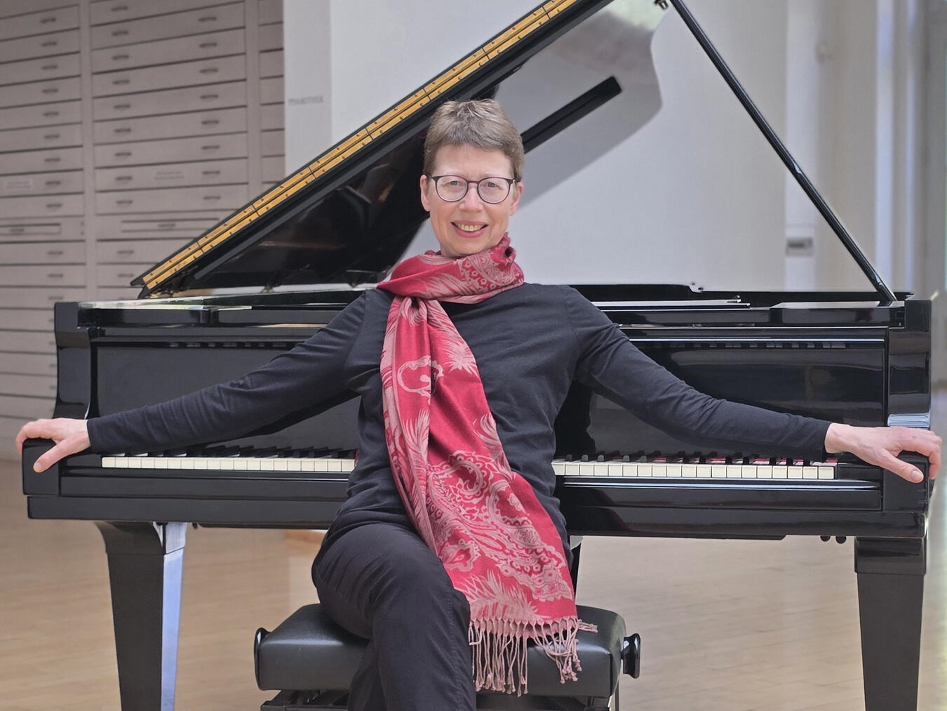 Anja Speh begleitet am Klavier. Foto: Anja Speh