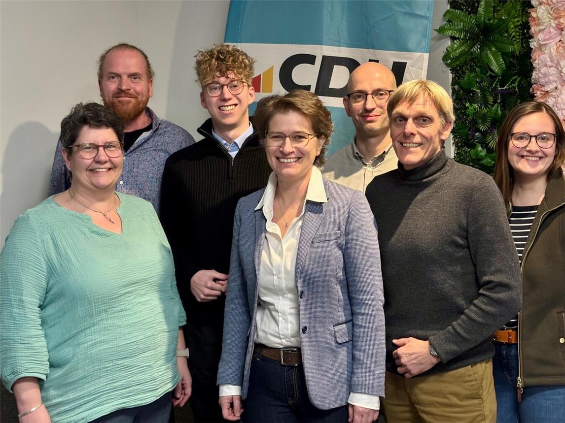 Anne-Kathrin Borchert, Norbert Kouker, Cedric Röhrich (Vorsitzender), Iris Itgenshorst, Sebastian Hauzirek, Rainer Hufschmidt und Laura Nick (v.l.n.r.).Foto: privat