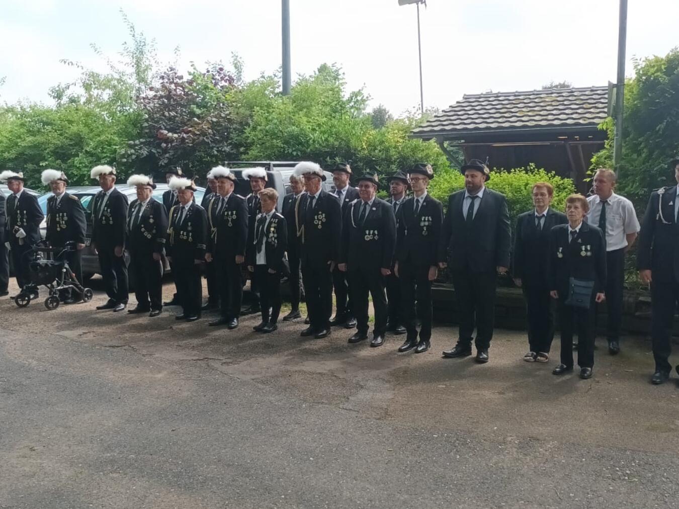 „Antreten zum Königsschießen“: Auf diesen Moment hatte der Schützenverein Nierswalde ein ganzes Jahr lang hingefiebert. Fotos: privat