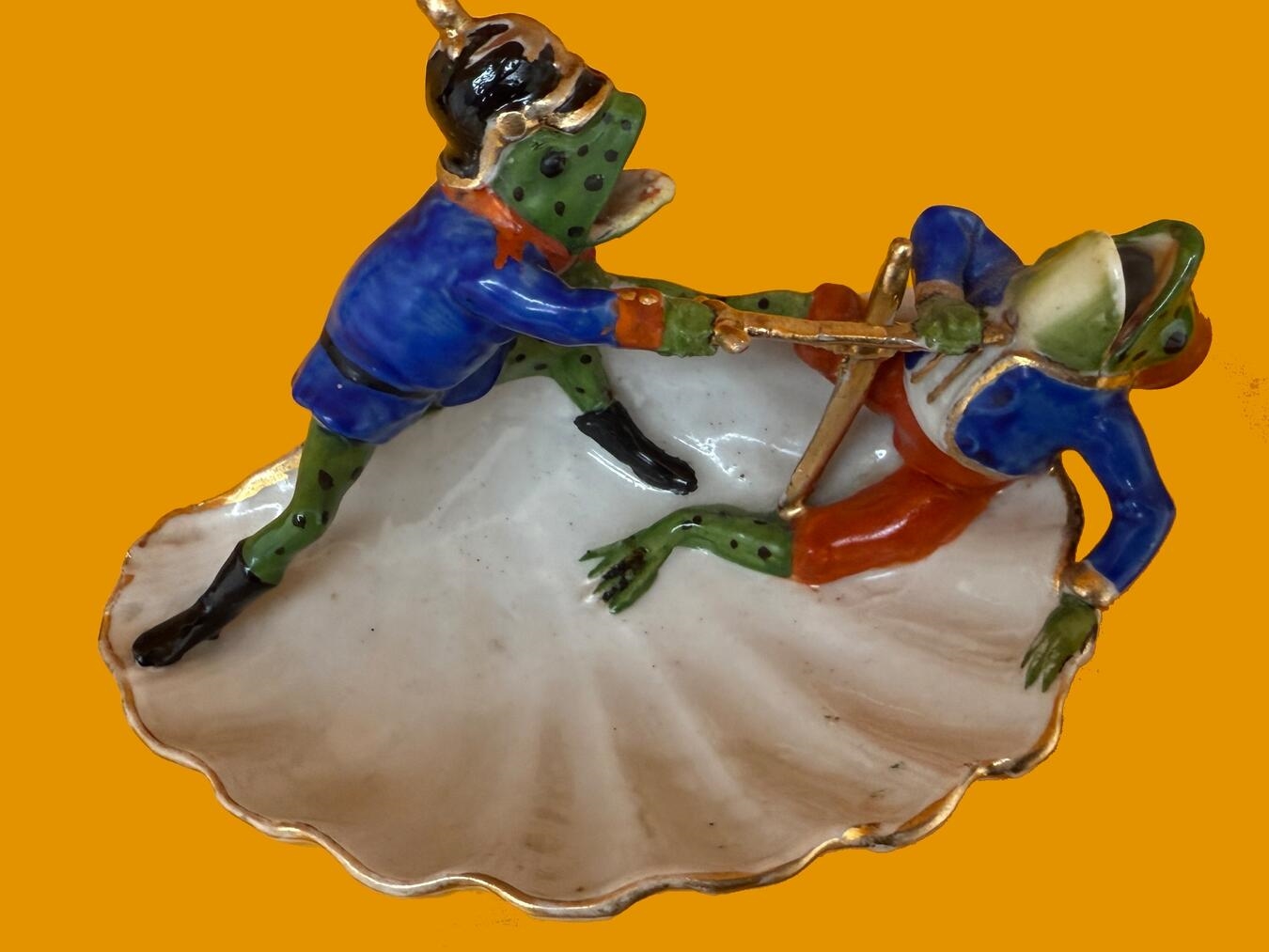 Aschenbecher aus der Sammlung Werner Steinecke im Museum Kurhaus Kleve. Foto: Freundeskreis