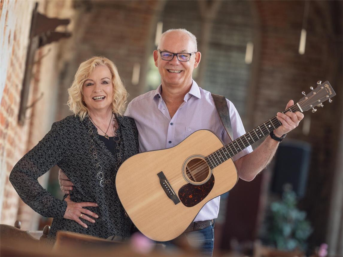 Astrid und André Philippi laden als Duo HörBar auch dieses Jahr zu einer musikalischen Zeitreise ein. Foto: MVO