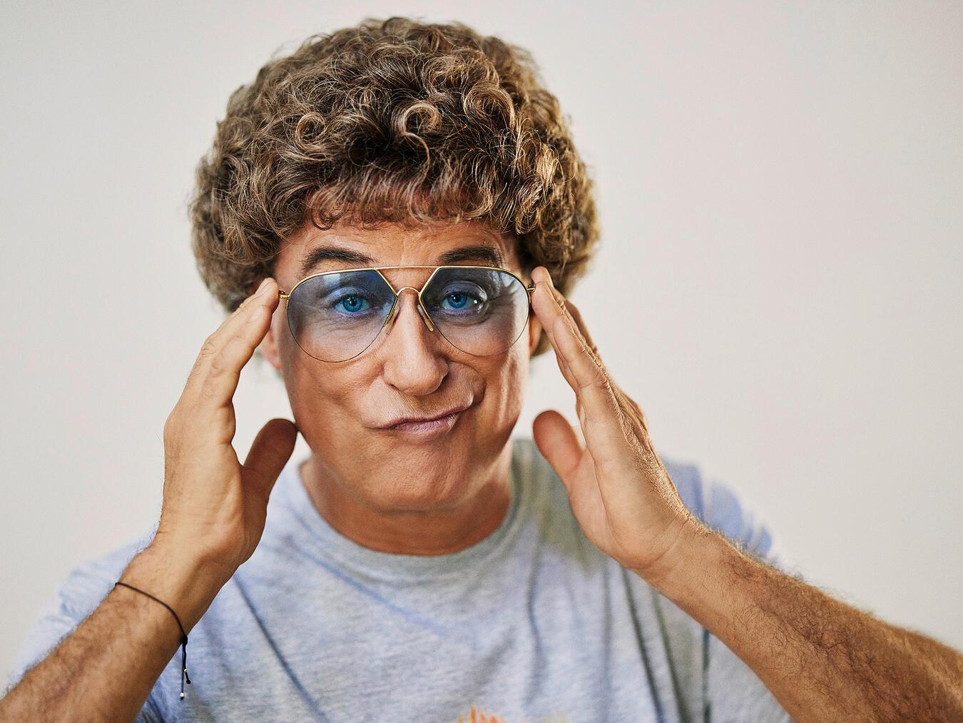 Atze Schröder erobert als „Erlöser“ im August auch die Bühne des Burgtheaters Dinslaken. Foto: Boris Breuer