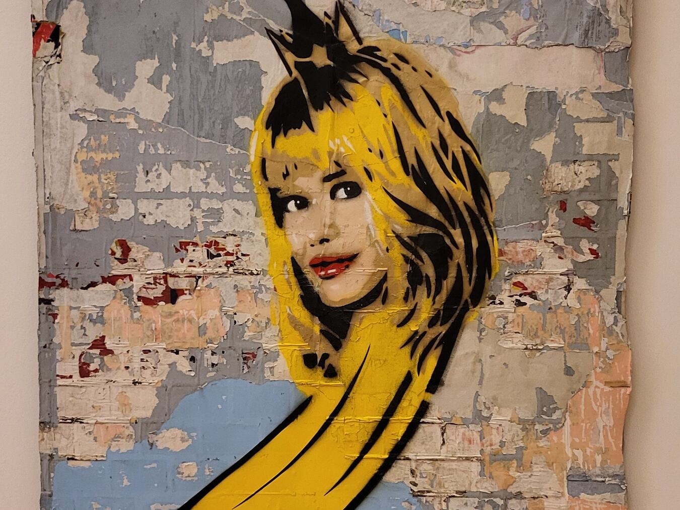 Alles Banane im Museum PAN in Emmerich "Claudia Schiffer Bananenmotiv in Emmerich von Thomas Baumgärtel, bekannte Kunstinstallation in Rheinberg"