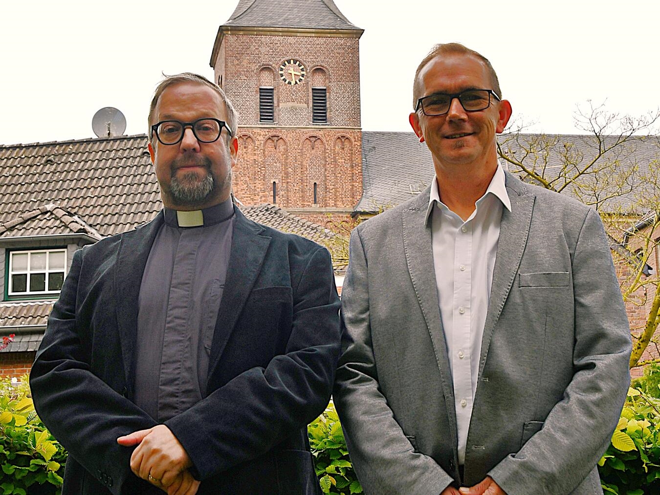 "König Pfarrer Klaus Klein-Schmeink und Minister Thomas Berretz bei Bruderschaftsfeier"