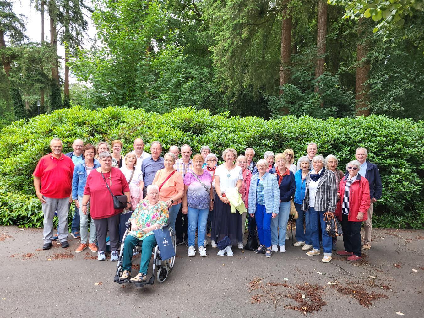 Auch die riesigen Gartenanlagen konnten bewundert werden. Foto: HVV Nütterden