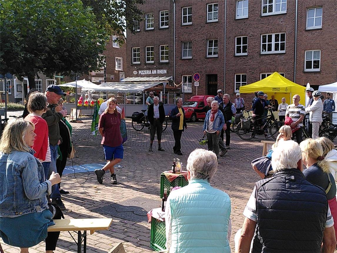 Auch Gesprächsrunden gehören zum Programm des Reeser Nachhaltigkeitsmarkts. Foto: privat