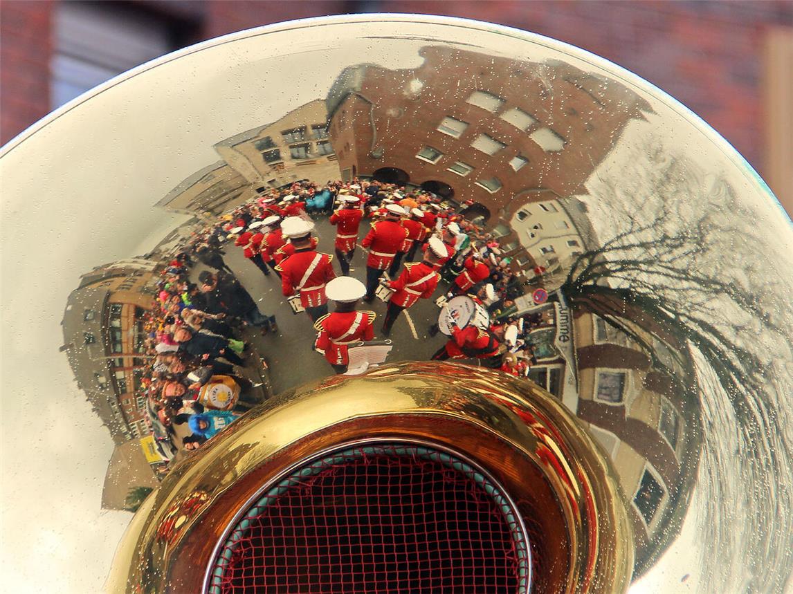 Auch Live-Musik gibt es beim Pfarrfest.