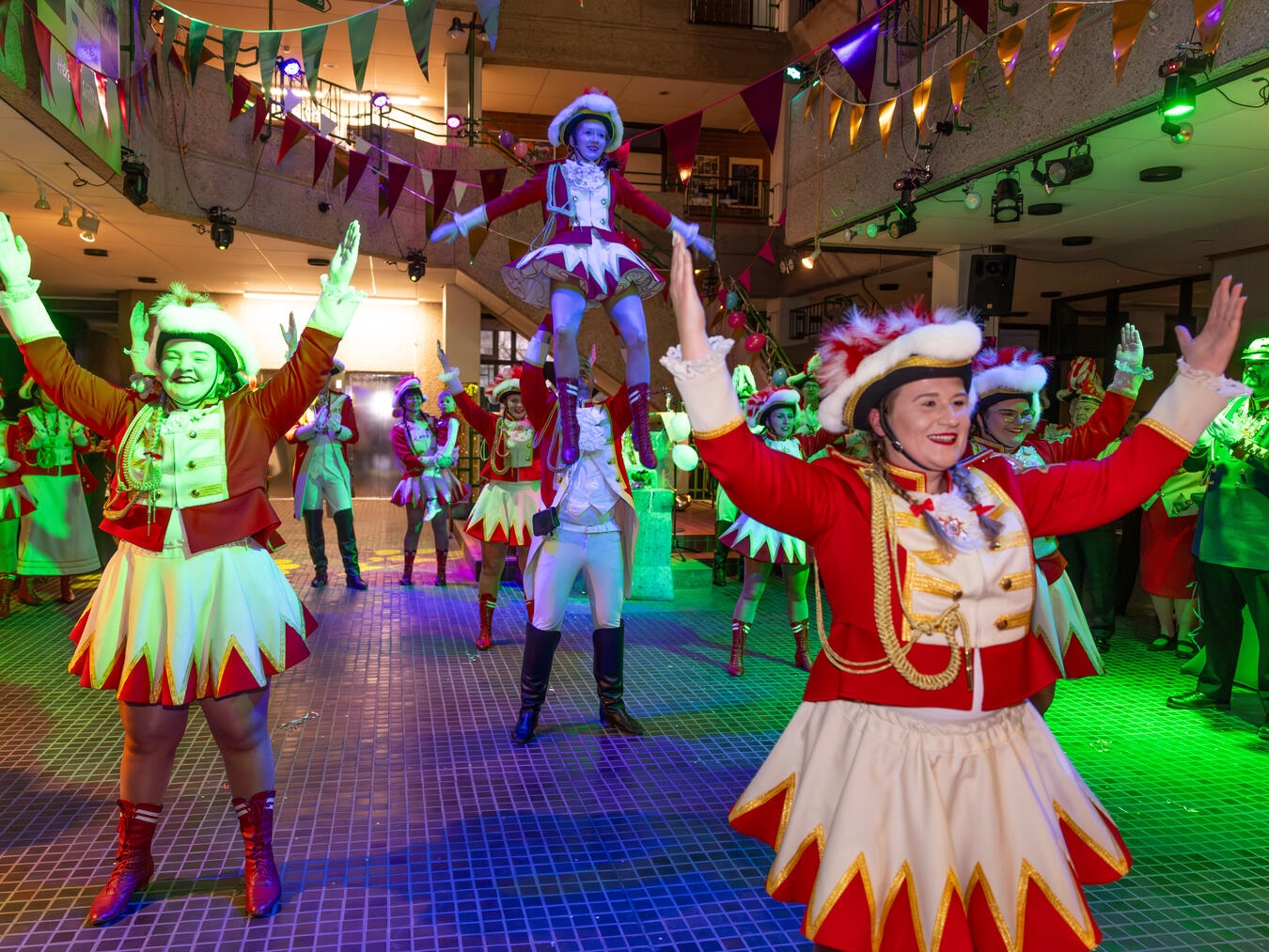 Auch Tänze gab es zu Bestaunen. Foto: Erwin Pottgiesser (top-top.de)