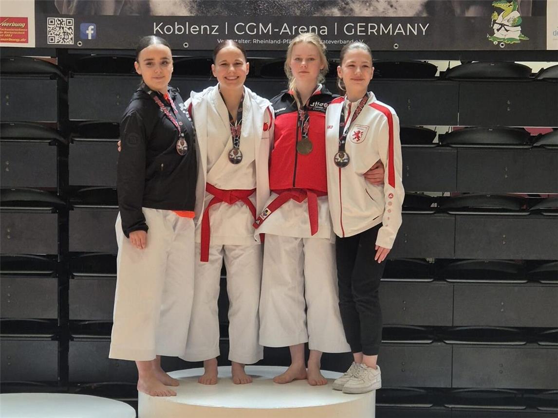 Auf acht Tatamis wurden in Koblenz die besten Sportler ermittelt. Foto: Kaiten Bedburg-Hau