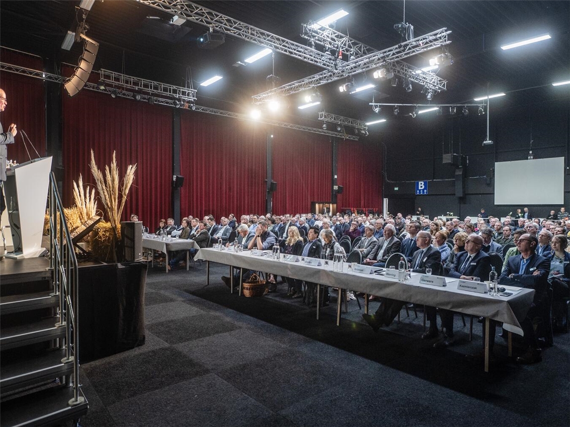 Auf dem Agrar-Forum Niederrhein kommen Vertreter der Agrarwirtschaft, der Politik und der Wissenschaft zu einem zukunftsweisenden Austausch zusammen. Foto: Messe Kalkar